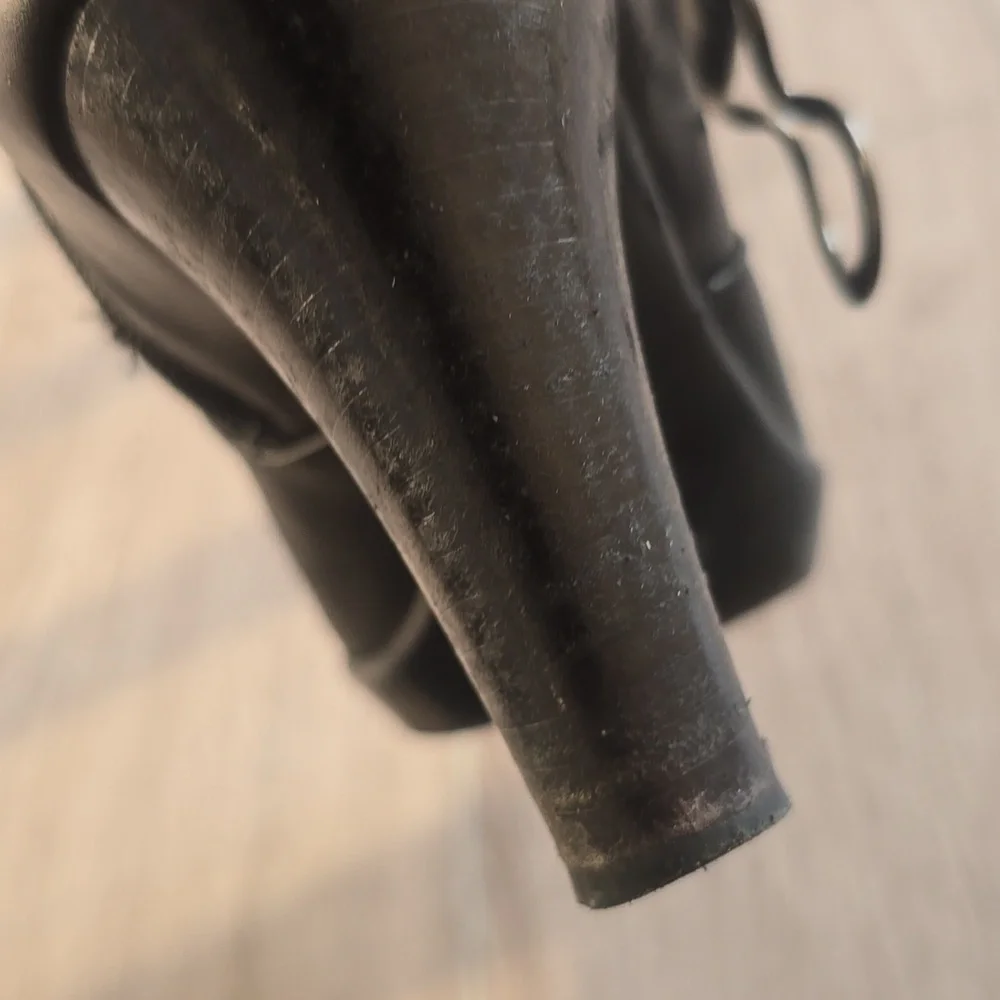Aquatalia Leather Gothic Boots Gunmetal Hardware Houndstooth Made In Italy - Picture 10 of 12